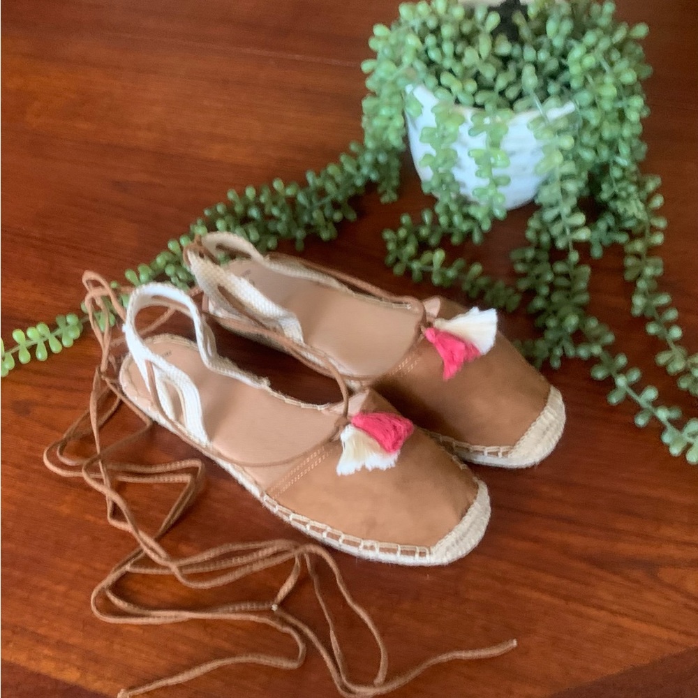 Gap wrap around sandals